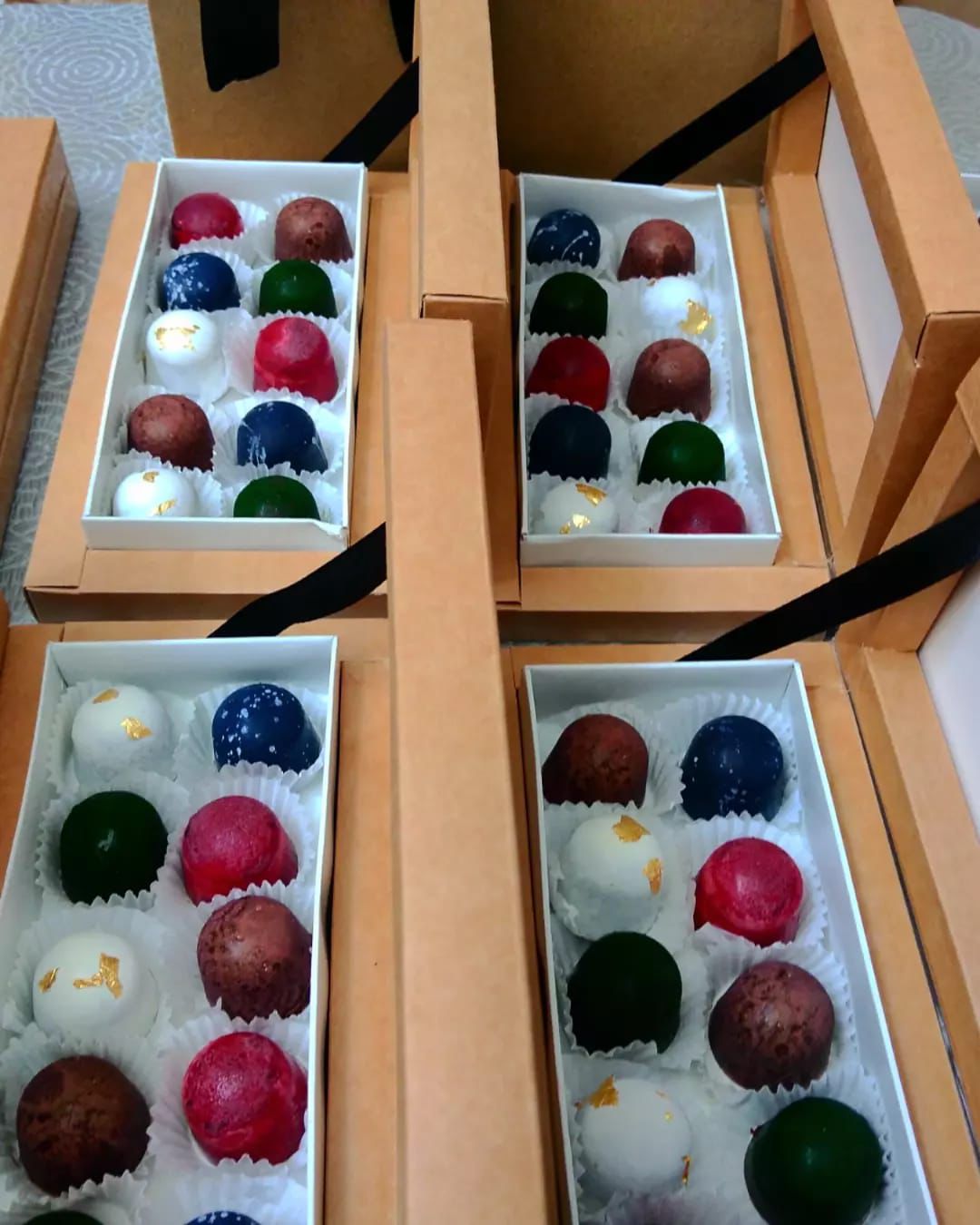4 Box chocolate